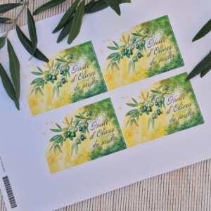 Planche de quatre étiquettes adhésives pour bouteille d'huile d'Olive - création artisanale à l'aquarelle, de Rosana Illustration